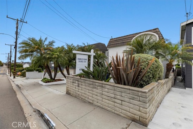 1641 Ford Avenue, Redondo Beach, California 90278, 3 Bedrooms Bedrooms, ,2 BathroomsBathrooms,Residential,Sold,Ford,SB24119384