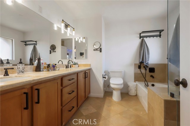 Detail Gallery Image 21 of 25 For 1611 W 208th #3,  Torrance,  CA 90501 - 3 Beds | 3 Baths