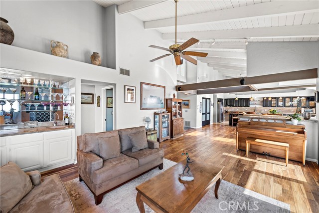 Detail Gallery Image 22 of 58 For 3253 Alta Laguna Blvd, Laguna Beach,  CA 92651 - 4 Beds | 4 Baths