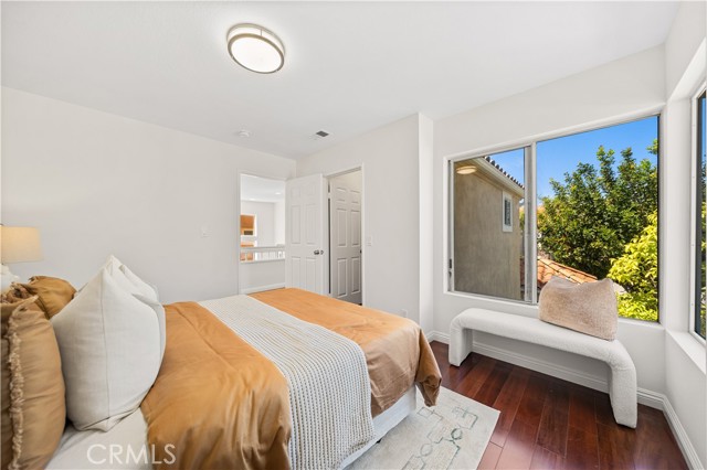 32 Belcanto, Irvine CA: https://media.crmls.org/medias/b80d21f0-2e59-410e-8961-7ebe0d37f1f6.jpg