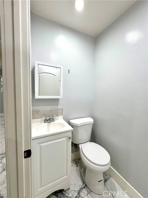 4628 W Simmons Avenue, Orange CA: https://media.crmls.org/medias/b80d22e5-36dd-42d2-811b-d4d4fa164e69.jpg