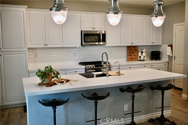 Detail Gallery Image 15 of 51 For 3554 Twinberry, San Bernardino,  CA 92407 - 4 Beds | 3/1 Baths