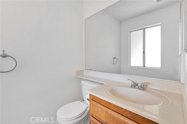 Detail Gallery Image 7 of 38 For 11454 #13 Nautical, Helendale,  CA 92342 - 2 Beds | 1/1 Baths