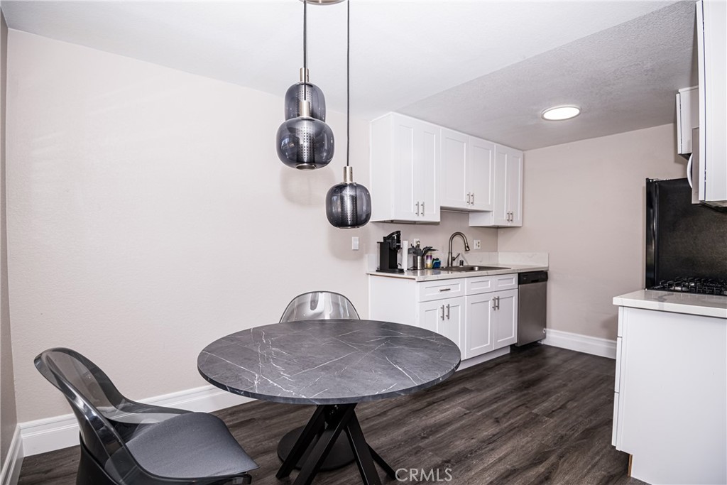 1000 Central Avenue #19