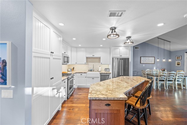 Detail Gallery Image 10 of 41 For 8919 Alta Loma, Rancho Cucamonga,  CA 91701 - 4 Beds | 2 Baths