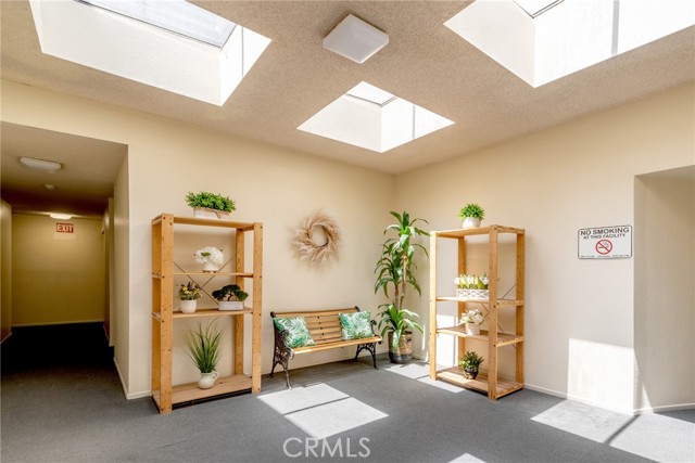 3105 Montrose Avenue # 10, La Crescenta, California 91214, 2 Bedrooms Bedrooms, ,2 BathroomsBathrooms,Residential Lease,For Rent,3105 Montrose Avenue # 10,CRGD25158692