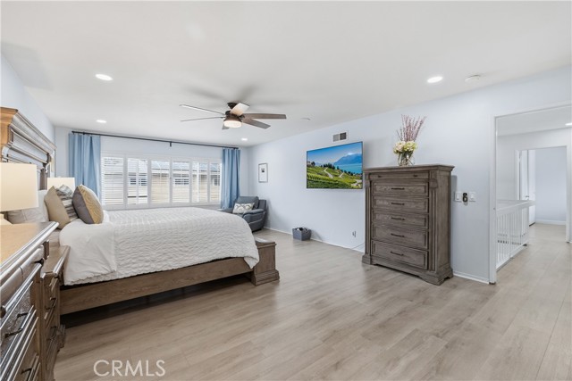 Image 32 of 60 For 4395 Avenida Carmel