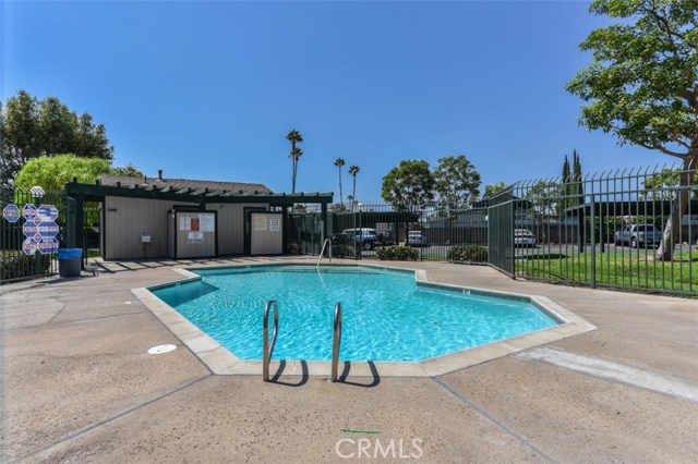 Image 2 for 23298 Orange Ave #2, Lake Forest, CA 92630