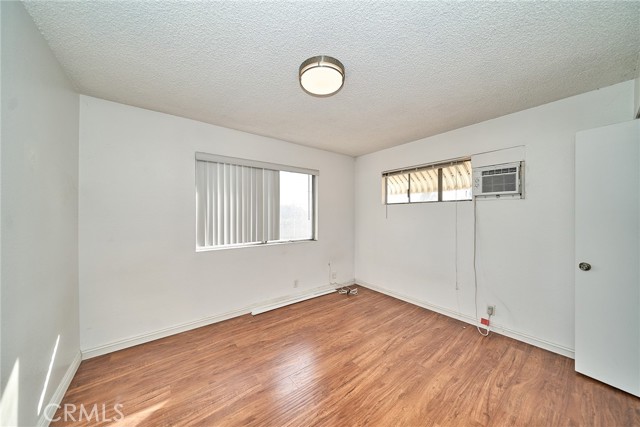 1000 Edith photo 38