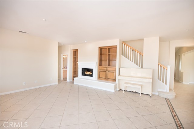 28817 Terrace Drive, Highland CA: https://media.crmls.org/medias/b81039e7-28d2-44e8-addb-eb5903002c9a.jpg