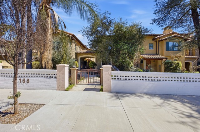 Detail Gallery Image 3 of 22 For 168 S Sierra Madre Blvd. #301,  Pasadena,  CA 91107 - 3 Beds | 2 Baths