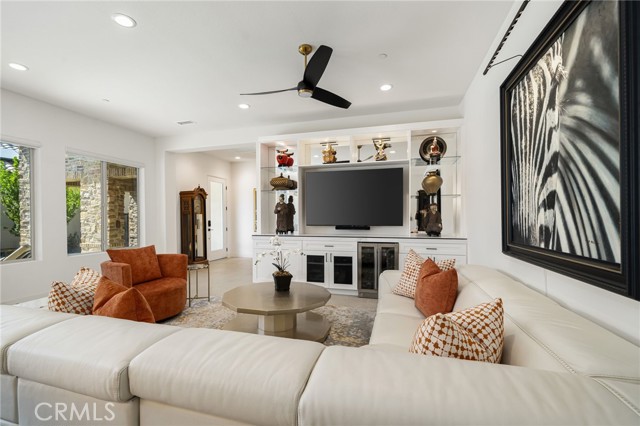 80241 Champions Way, La Quinta CA: https://media.crmls.org/medias/b810d00f-be8e-4510-89be-4b5acd6884db.jpg