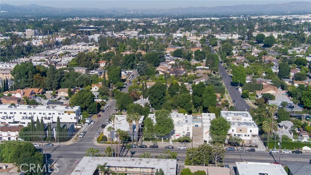 Detail Gallery Image 23 of 29 For 7311 Kester Ave #11,  Van Nuys,  CA 91405 - 2 Beds | 2/1 Baths