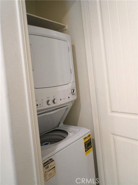 Detail Gallery Image 6 of 10 For 16413 Rosa Linda, Fontana,  CA 92336 - 1 Beds | 1 Baths