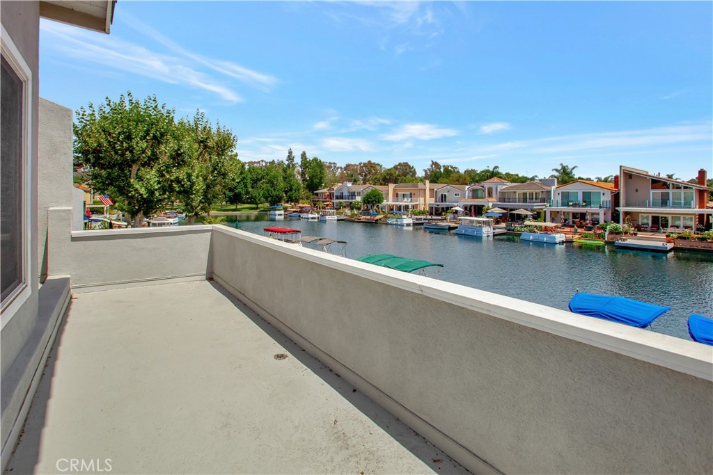 MLS #OC25234819 image #16