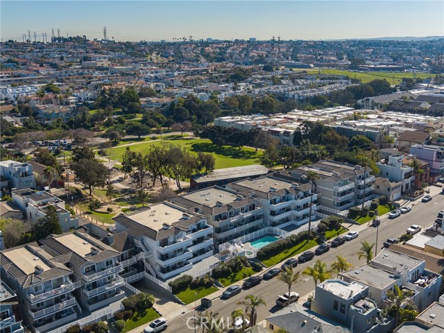 446 Monterey Boulevard, Hermosa Beach, California 90254, 3 Bedrooms Bedrooms, ,2 BathroomsBathrooms,Residential,Sold,Monterey Boulevard,SB23016851