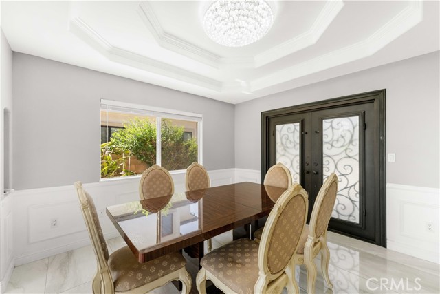 4935 Doreen Avenue, Temple City CA: https://media.crmls.org/medias/b812c5fb-af9e-4831-b6b5-36e3ee468a19.jpg