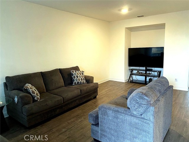 Detail Gallery Image 4 of 20 For 11704 Village Pond Way, Rancho Cordova,  CA 95742 - 3 Beds | 2 Baths