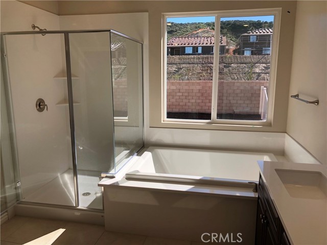 Detail Gallery Image 8 of 11 For 33833 Edge, Temecula,  CA 92592 - 5 Beds | 3 Baths