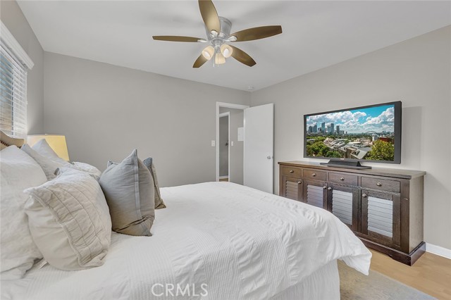Detail Gallery Image 18 of 41 For 3907 La Crescenta Avenue #208,  La Crescenta,  CA 91214 - 1 Beds | 1 Baths