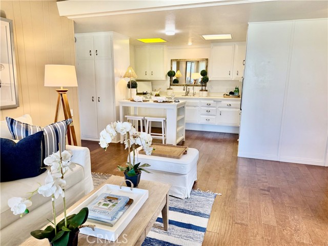 1100 Brookline Dr. M9-222I, Seal Beach CA: https://media.crmls.org/medias/b8143ff4-ac6d-4e19-aa7b-6b4272d6ed2a.jpg