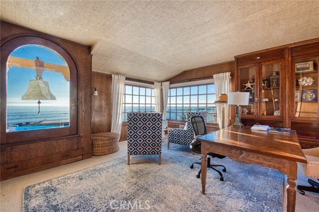 Detail Gallery Image 7 of 23 For 3628 Ocean Bld, Corona Del Mar,  CA 92625 - 5 Beds | 4/2 Baths