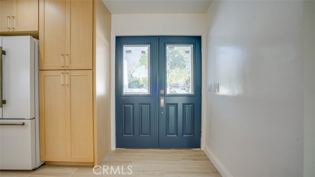 Detail Gallery Image 8 of 65 For 24306 Gilmore St, West Hills,  CA 91307 - 4 Beds | 2 Baths
