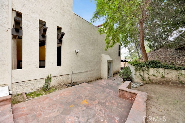 Detail Gallery Image 30 of 43 For 69 Penhill Ct, Glendale,  CA 91206 - 3 Beds | 3 Baths