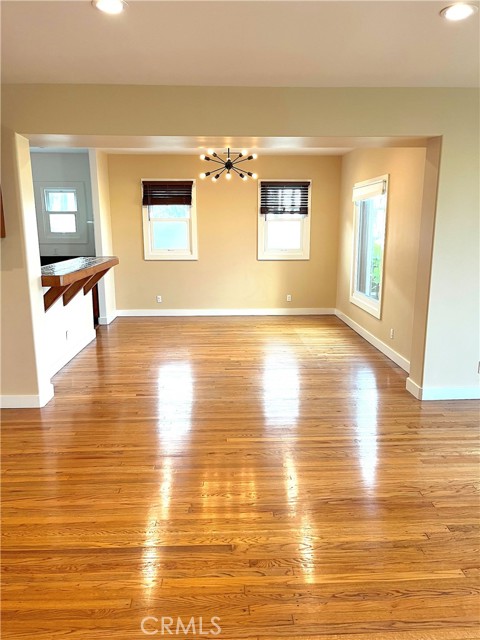 Detail Gallery Image 5 of 30 For 3535 E Ocean Ave, Long Beach,  CA 90803 - 2 Beds | 2 Baths