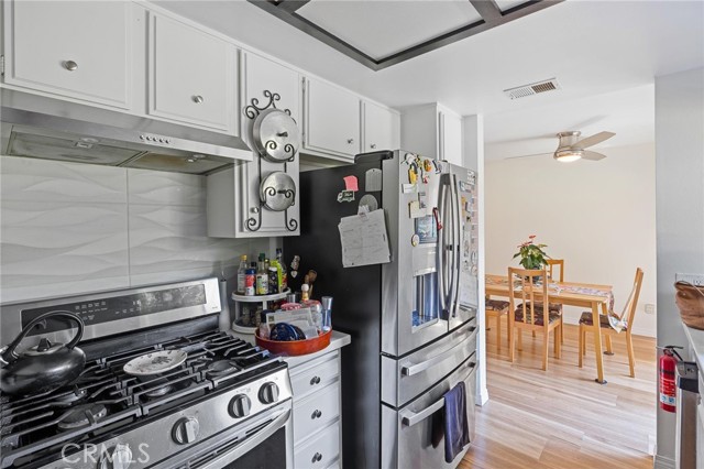 Detail Gallery Image 8 of 39 For 2250 King Ct #4,  San Luis Obispo,  CA 93401 - 2 Beds | 1/1 Baths