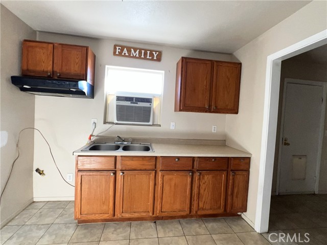 Detail Gallery Image 24 of 37 For 828 N Angeleno, Azusa,  CA 91702 - 4 Beds | 3 Baths