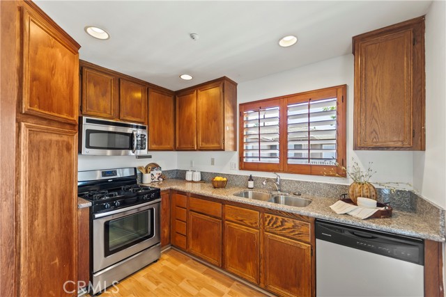 Detail Gallery Image 6 of 29 For 47 Red Bud, Aliso Viejo,  CA 92656 - 2 Beds | 2 Baths