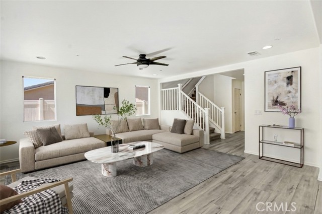 Detail Gallery Image 3 of 35 For 35115 Fennel, Lake Elsinore,  CA 92532 - 4 Beds | 3 Baths