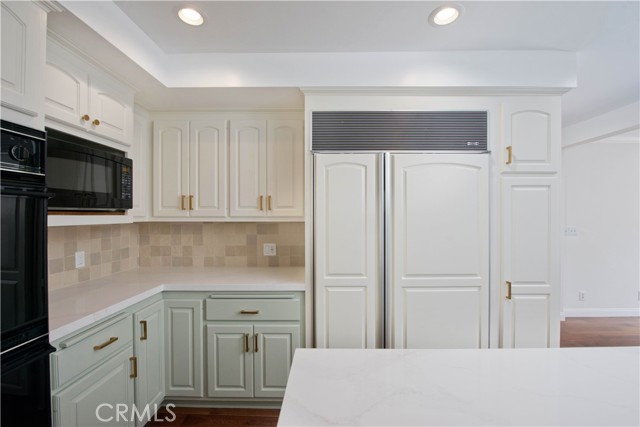 Detail Gallery Image 17 of 69 For 4722 Forman Ln, Toluca Lake,  CA 91602 - 5 Beds | 4 Baths