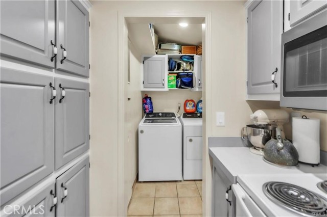 Detail Gallery Image 4 of 22 For 24425 Woolsey Canyon Road #132,  Canoga Park,  CA 91304 - 3 Beds | 2 Baths