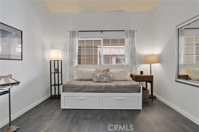 Detail Gallery Image 15 of 38 For 19191 Palo Verde Dr, Apple Valley,  CA 92308 - 2 Beds | 2 Baths