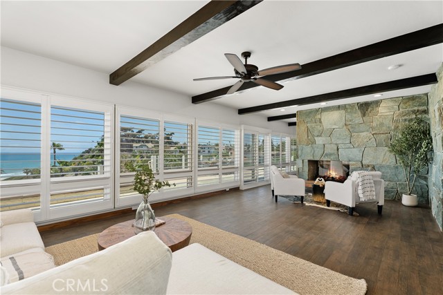 504 Avenida De La Riviera, San Clemente CA: https://media.crmls.org/medias/b81c6ace-6c1e-4f0f-b77e-0390d9fb325a.jpg