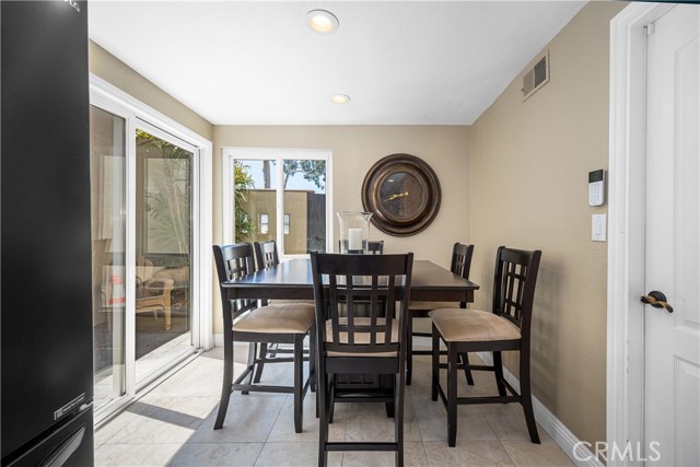 Detail Gallery Image 18 of 68 For 450 Electric, Seal Beach,  CA 90740 - 3 Beds | 2 Baths