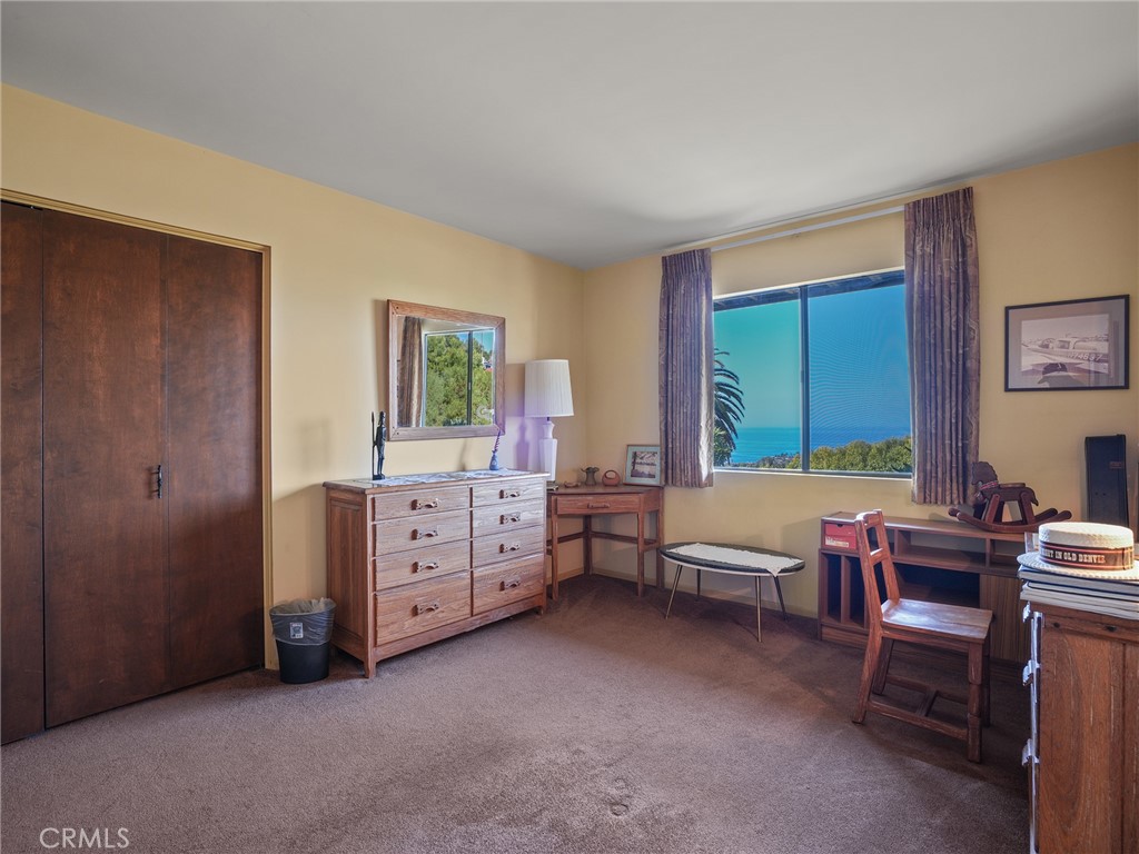 36. 2605 Via Olivera Palos Verdes Estates, CA 90274