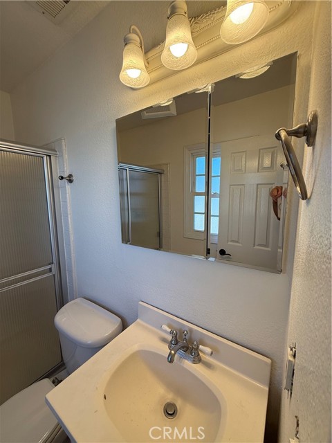 Detail Gallery Image 20 of 49 For 6512 Oxford Dr, Huntington Beach,  CA 92647 - 3 Beds | 2 Baths
