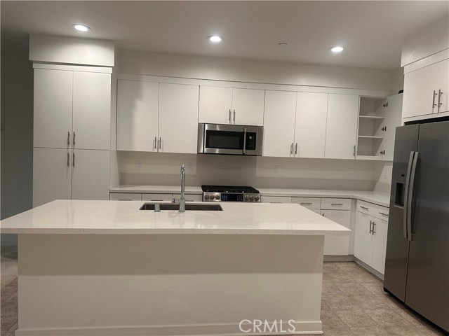 Detail Gallery Image 12 of 27 For 10547 Coupland Way, San Diego,  CA 92126 - 2 Beds | 3 Baths