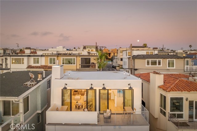 Detail Gallery Image 6 of 62 For 89 Bayview, Manhattan Beach,  CA 90266 - 3 Beds | 3/1 Baths