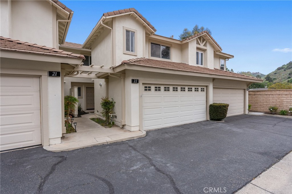 5931 E Rocking Horse Way 22, Orange, CA 92869