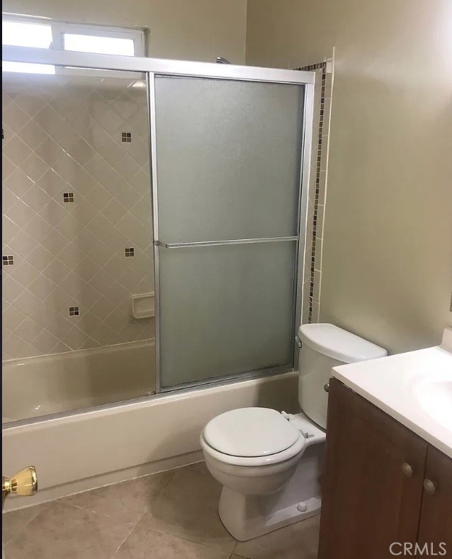 3238 W Cabot Drive, Anaheim CA: https://media.crmls.org/medias/b81ec3c2-f237-4cee-a73c-200ecf2373e9.jpg