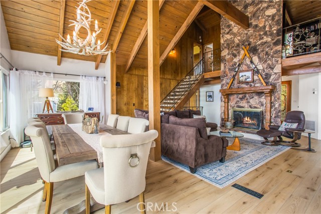 Detail Gallery Image 11 of 46 For 28834 Zion Dr, Lake Arrowhead,  CA 92352 - 4 Beds | 3 Baths