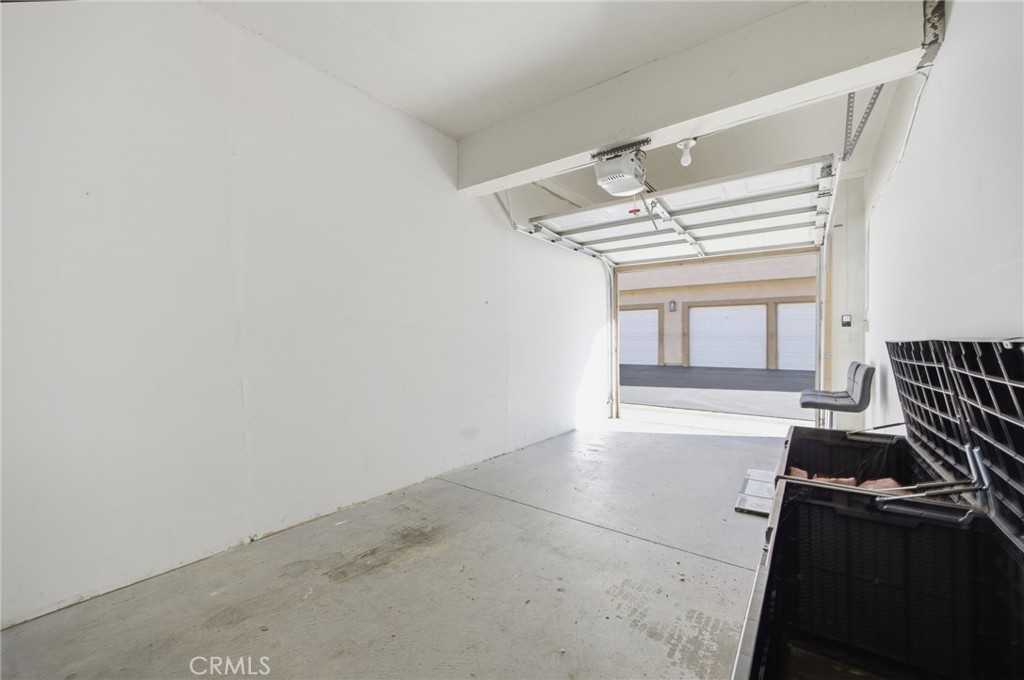 MLS #OC25256056 image #22