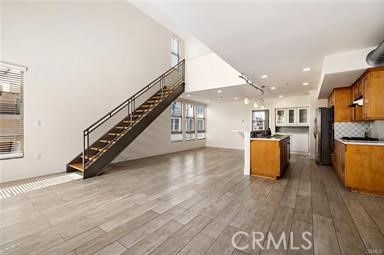 Front Image Thumbnail for CRPW25277333