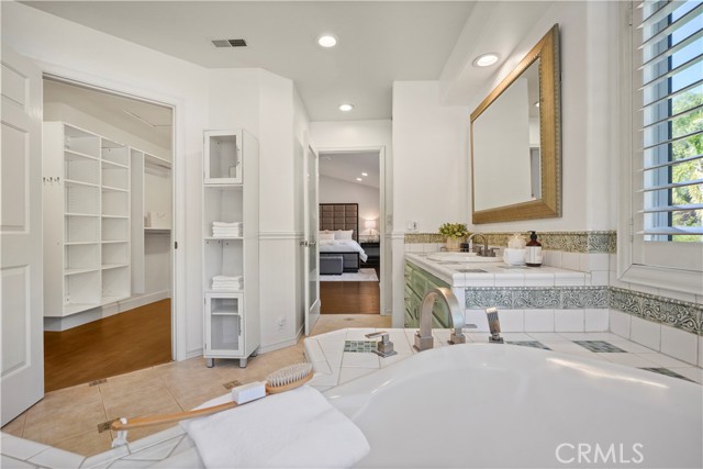 Detail Gallery Image 24 of 45 For 13049 Sunny Ln, Camarillo,  CA 93012 - 3 Beds | 3 Baths