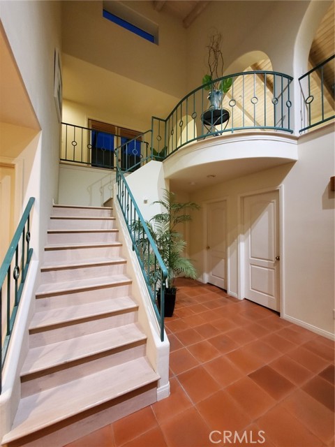 Detail Gallery Image 8 of 41 For 117 S Prospect Ave #a, Redondo Beach,  CA 90277 - 4 Beds | 2/1 Baths