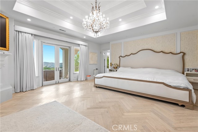 Detail Gallery Image 18 of 41 For 25548 Kingston Ct, Calabasas,  CA 91302 - 5 Beds | 6/1 Baths